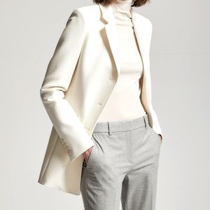 Theory cardinal jacket Ivory size 2